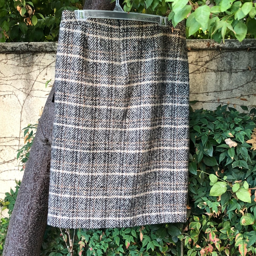 NWT Jones New York Size 8 skirt
